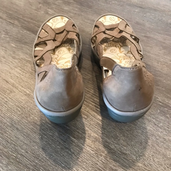 Fly London Yadi Wedge Heel Sandals - Picture 3 of 6